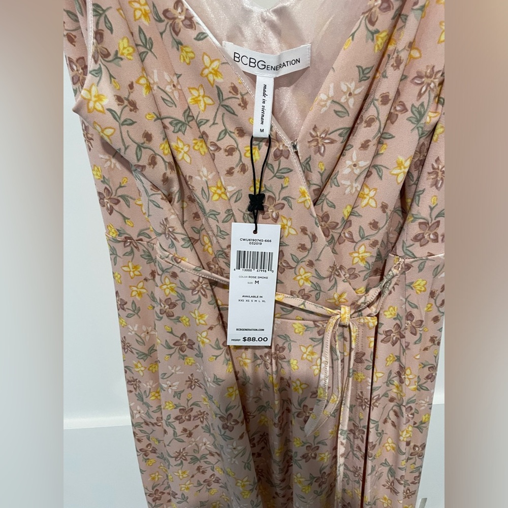 BCBG NWT surplice neck dress floral print - Picture 3 of 3